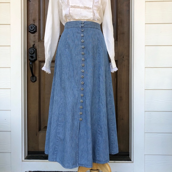 Vintage Dresses & Skirts - Vintage Fstop denim skirt